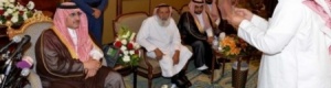 وزير الداخلية السعودية يزور أبناء وأسر وذوي رجال الأمن الأربعة الذين استشهدوا عند منفذ الوديعة