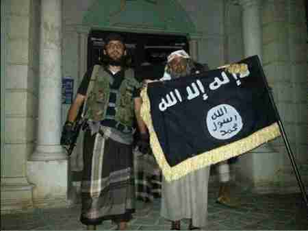 في تطور جديد : &lsquo;&lsquo; القاعدة &lsquo;&lsquo; يمهد لإمارة في حضرموت