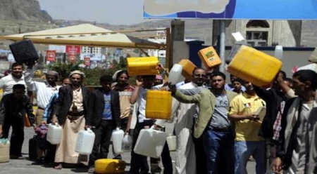 شح الوقود يتسبب بمصرع 7 يمنيين