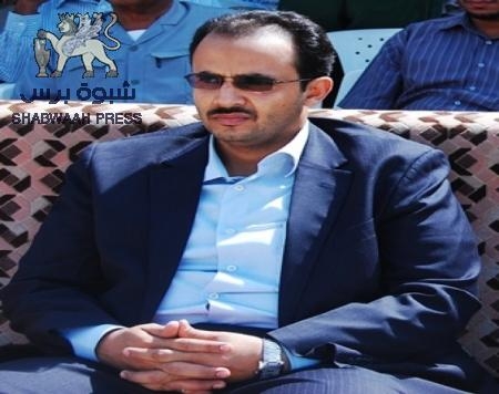 محافظ حضرموت يتبرع بأكثر من 3 ملايين ريال لنقابة الصحفيين في حضرموت وشبوه
