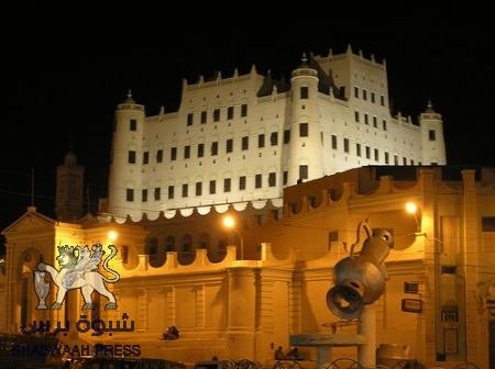قيادة السلطة المحلية وقيادة المنطقة العسكرية تفرضان حظر التجول على مدن وطرقات وادي حضرموت