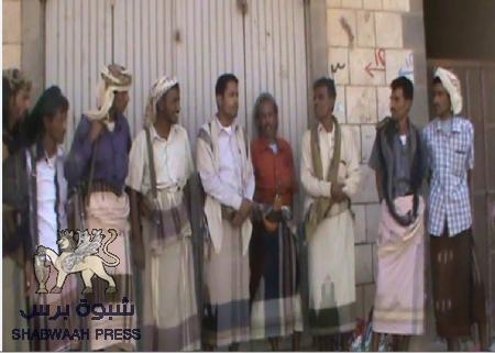 شركة نفطية عاملة في شبوة تطرد  150عاملا من أبناء المحافظة وتستبدلهم بعمالة من اليمن