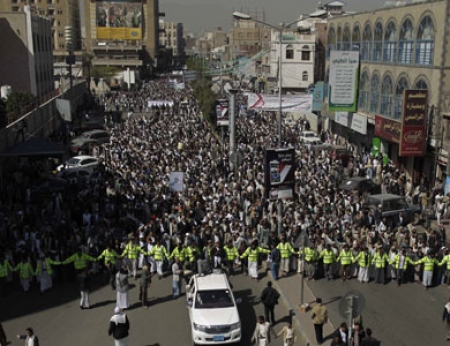 قيادي من أنصار الله يتساءل : هل اللجنة الرئاسية غطاء للمعركة القادمة؟