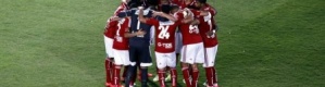 الأهلي لنصف النهائي بنقطة من النجم