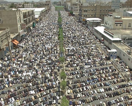 مع قيام مسيرة الحكومة المؤيدة للجرعة : انهيار النقاش والتفاوض بين الحكومة والحوثيين