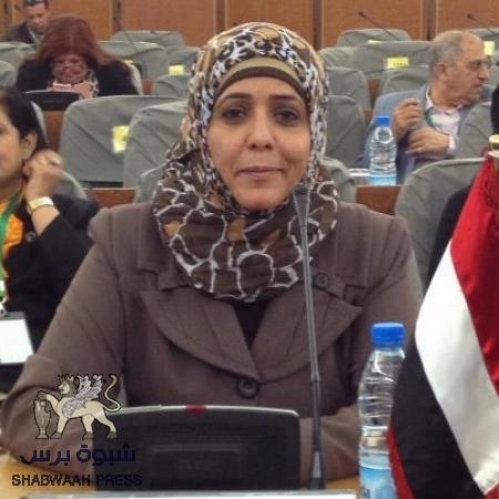 رئيسة اللجنة الوطنية للمرأة تدعو الرئاسة والأحزاب إلى تمثيل المرأة بنسبة لا تقل عن الثلث في الحكومة الجديدة