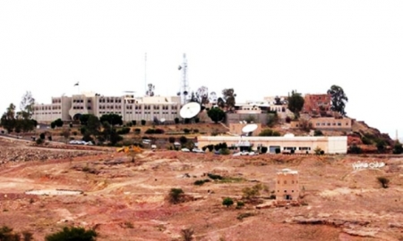 سقوط التلفزيون الرسمي اليمني بأيدي الحوثيين وفرض حظر التجول في صنعاء من هذا المساء