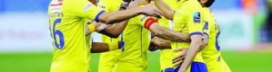 النصر يتجاوز العروبة ويسترد صدارة الدوري السعودي