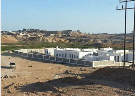 سلطات النظافة بالمكلا : لا نستطيع رفع مخلفات الأضاحي من الشوارع ونركز على نظافة البيوت