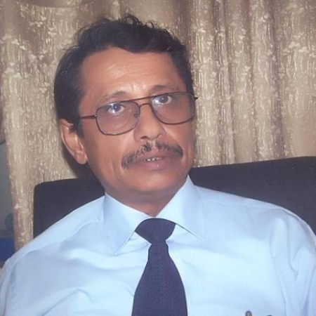 الأستاذ باوزير يدعو لمؤتمر عام لأبناء إقليم حضرموت تشارك فيه جميع مؤسسات الأقليم