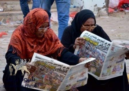 دار الأيام توزع عشرة آلاف نسخة على الجماهير في ساحة العروض