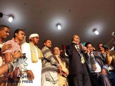 السيد الجفري من على منصة ساحة الاعتصام الجنوب قادم لا محالة