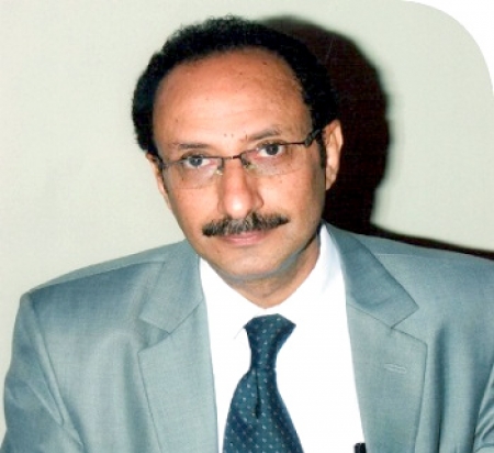 وزير حقوق الإنسان يعلن أن أولى مهامه إلغاء الوزارة