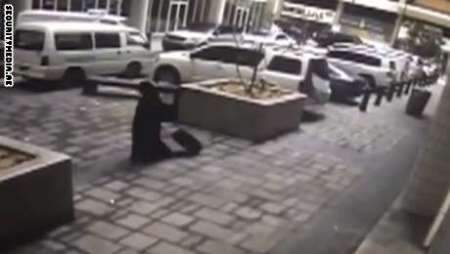 مصادر لـCNN: المشبه فيها بقتل الأمريكية في أبو ظبي إماراتية الجنيسية يمنية الأصل