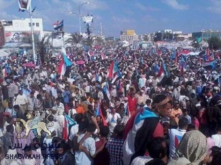 حصاد يوم الخميس للنشاط الثوري بساحتي الاعتصام الجنوبي في عدن