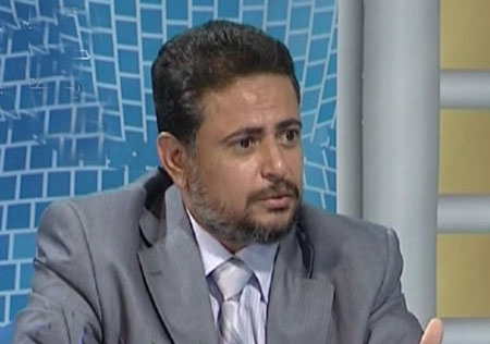 أعضاء المجلس المحلي والنواب في الحديدة تقرر سحب الثقة عن محافظ صخر الوجيه (وثيقة)