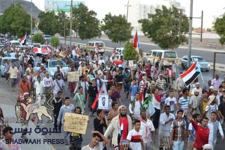 غضب وعصيان.. وملامح انتفاضة جنوبية تبحث عن قيادة...