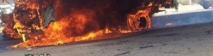 إحراق شاحنة نقل للجيش اليمني في عتق ( صور )