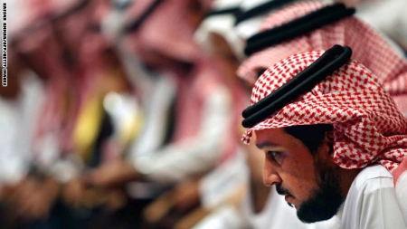 السعودية تقر موازنة 2015 بـ 860 مليار ريال وتتوقع عجزا بنحو 145 مليار ريال