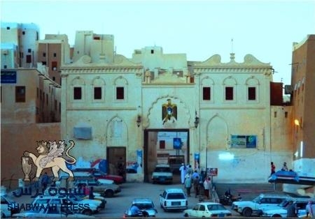 عاجل : هجوم مسلح على بنك التسليف في مدينة الشحر