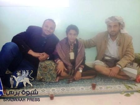 مجتمع شبوه يحتفي بالطفل المفرج عنه سالم البطاطي