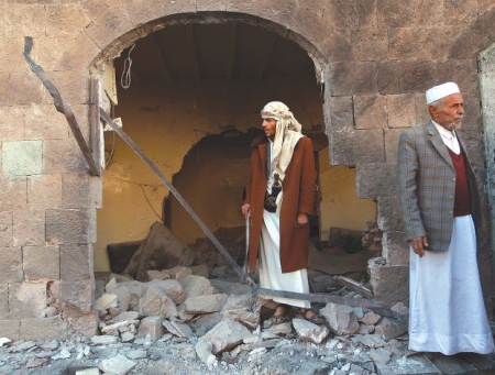 الحياة : وفد رئاسي يمني يزور صعدة بحثاً عن صيغة لتقسيم اليمن
