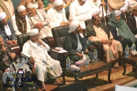 بحضور عشرات الالاف دار المصطفى للدراسات الإسلامية يشهد إقامة المولد النبوي الكبير