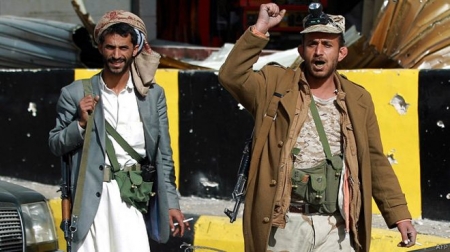 الحوثيون يقولون إنهم سيطروا على قصر الرئاسة بصنعاء