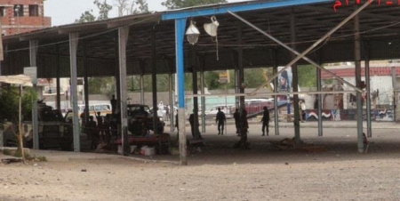 الأمن المركزي يستحدث نقطة تفتيش امام ساحة الشهداء بالمنصورة