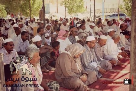 خطيب ساحة الشهيد رامي لن تقوم لنا قائمة ان لم نغتنم الفرص..والعشرات يتضاهرون بتريم