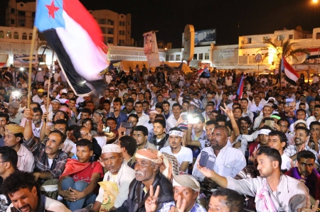 الخليج:لا مخرج للجنوب والجنوبيين إلا بإقامة الدولة الجنوبية الجديدة على كامل الأرض في الجنوب