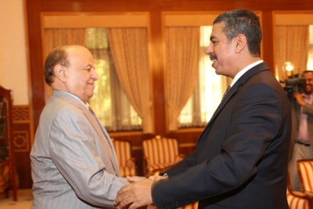 الكشف عن مقترح جديد لإنهاء الأزمة السياسية في اليمن يرفضه المؤتمر ويعارض بعض بنوده الإصلاح