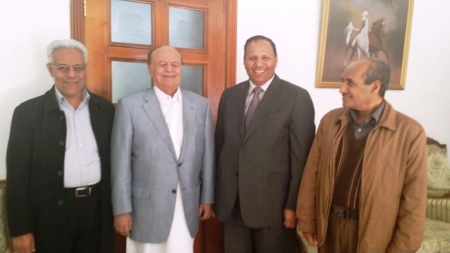 هادي يرجّح كفة صالح أمام الحوثيين