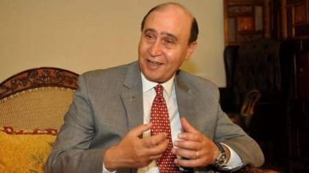 مصر تعلن عزمها التدخل عسكرياً في حال إغلاق باب المندب