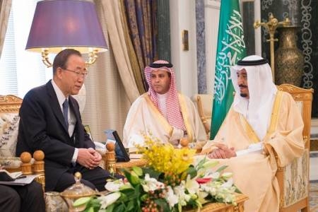 بحث ملف اليمن مع خادم الحرمين .. بن كي مون يدعو إلى إعادة الرئيس هادي