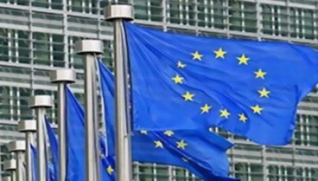 الاتحاد الأوروبي يؤكد تمسكه بالرئيس هادي ودعم للمبادرة الخليجية