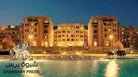 عاجل : اطلاع نار في البريقة وطائرة تحلق في سماها ونهب فندق القصر