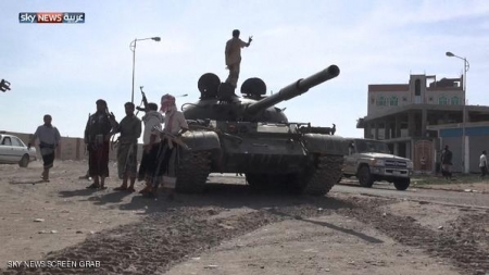 الجنوبيين يتمركزون على الحدود وتعز في قبضة الحوثيين