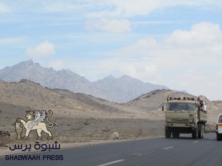 طائرات التحالف العربي تقصف جسر عقان لمنع تقدم الحوثيين الى عدن