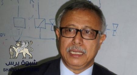 عدن تنهب وتقتل وحبتور يخوض معاركه مع موظفي الدولة (وثائق)