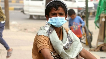 الصليب الأحمر يطلب وقفا عاجلا للقتال في اليمن لإدخال المساعدات الطبية