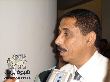 القاعدة تعتقل أبناء وكيل محافظة حضرموت الأسبق عمير مبارك