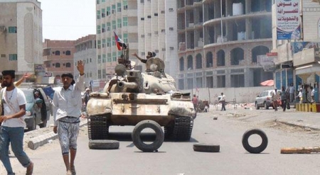 المنطقة العسكرية الرابعة تستدعي جميع ضباط وأفراد الوحدات العسكرية التابعة لها إلى عدن ولحج
