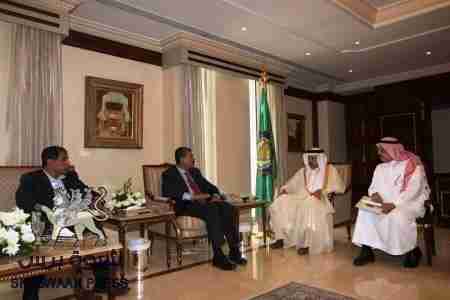 نائب رئيس الجمهورية ورئيس الوزراء يلتقي أمين عام مجلس التعاون