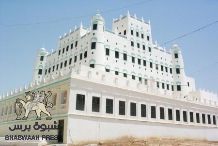 نقل (7) من السجناء إلى مكان مجهول بسيؤن