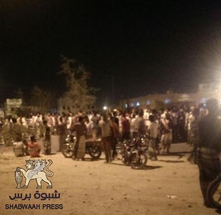نساء غيل باوزير يخرجن في تظاهرة مناوئة لأنصار الشريعة وتنظيم القاعدة