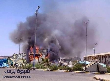 عدن المنكوبة : لدينا مسئولين لا يفهمون ويتجاهلون خبرات الآخرين