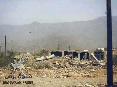 الحوثيون يفجرون منزلي الجفري والبلالي في لودر