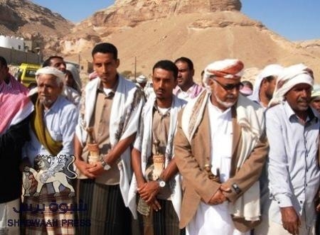 بن منيف لبن دغر أعضاء المؤتمر من قبائل حضرموت تؤيد مقترحكم  أزاحة علي عبدالله