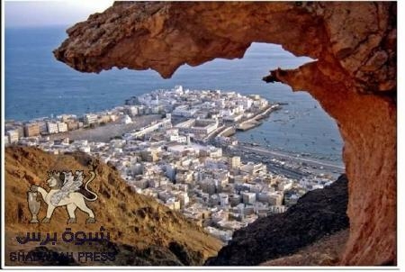 سلطة حضرموت المحلية تدعو إلى سرعة إعادة تشكيل المنطقة العسكرية الثانية من أبناء المحافظة